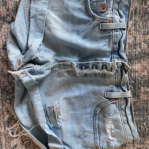 Distressed Levi shorts